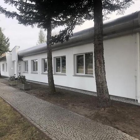 Hostel Leszno Ul.Uslugowa 외부 사진